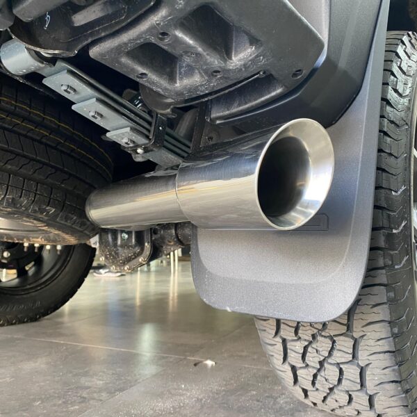 Ponteira em Aço Inox para Ford Ranger V6 2024 - Saída Lateral - Image 2