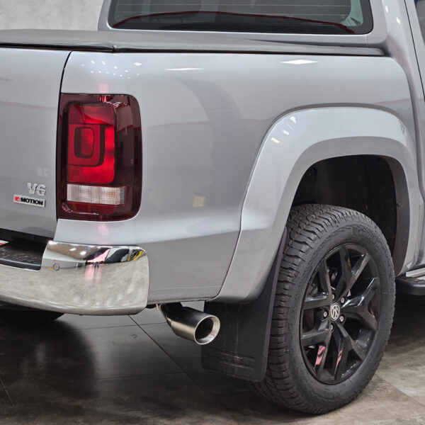 Ponteira de Escapamento em Aço Inox para VW Amarok V6- Saída Lateral - Estilo Agressivo e Durável - Image 6