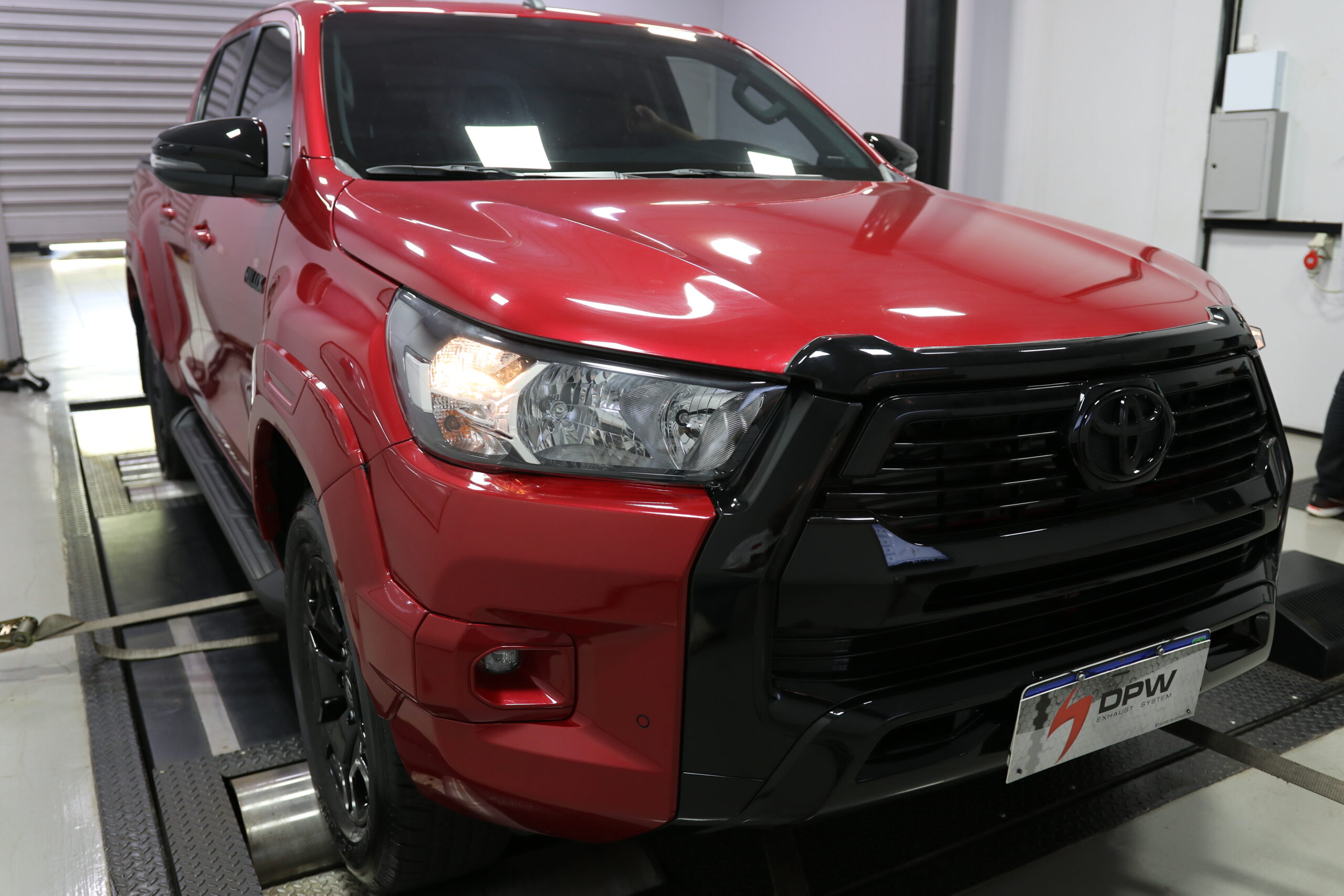 Transforme a Toyota Hilux em uma máquina de potência com Kit Performance